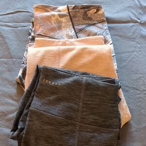 Victoria's Secret 3 pairs of leggings size 10